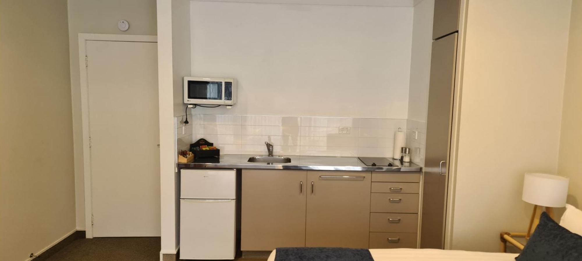 汉娜薇小屋及公寓酒店 拉塞尔 外观 照片